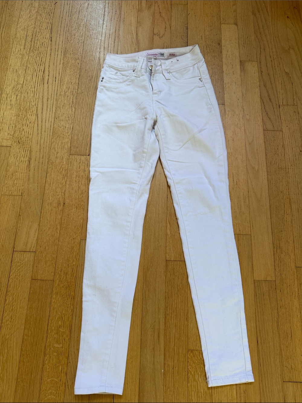 YMI Women's Skinny Jeans in White